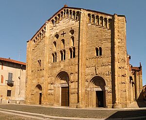Archivo:San Michele crop