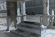 Archivo:Tombstone of Babur