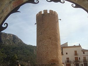Archivo:Torre Redonda de Argelita