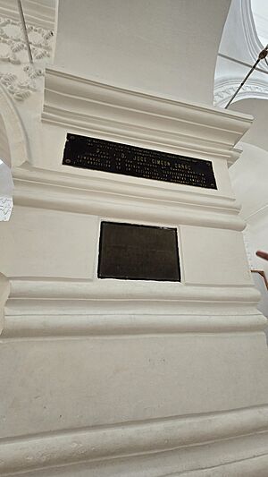 Archivo:Vista frontral cripta José Simeón Cañas