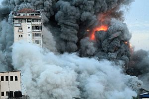 Archivo:Damage in Gaza Strip during the October 2023