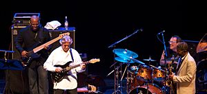 Archivo:Five Peace Band