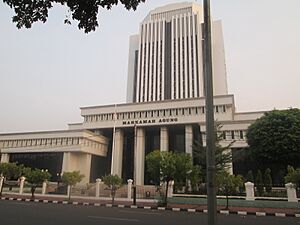 Archivo:Gedung Mahkamah Agung RI