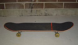 Archivo:Horizontal Skateboard