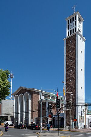 Archivo:Iglesia de Santa Rosa, Los Andes 20211009
