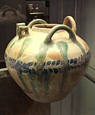 Iraqi earthen jar 9th century derived from Tang export wares