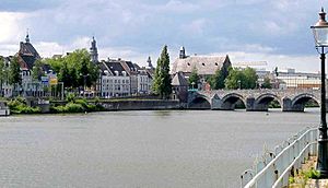 Archivo:MaastrichtAltstadt