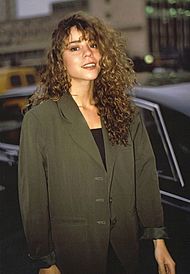 Archivo:Mariah Carey 1990
