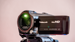 Archivo:Panasonic HC-V-757 Camcorder 