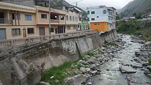 Archivo:Río Chanchán