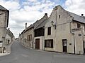 Ressons-le-Long (Aisne) Grand Rue, avec pignons à échelons