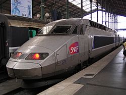 Archivo:SNCF TGV-R 526 at Paris Gare du Nord
