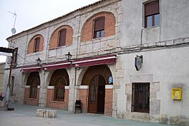Ayuntamiento de San Cebrián de Mazote.