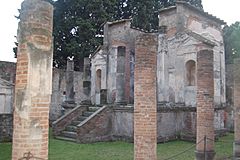 Archivo:Templo Isis Pompeya