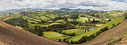 Vista desde Julio Andrade, Provincia de Carchi, Ecuador, 2015-07-21, DD 38-40 PAN.JPG