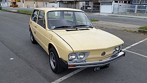 Archivo:Volkswagen Brasília 1979 Placa Preta Frental