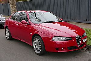 Archivo:2004 Alfa Romeo 156 (MY04) JTS sedan (2015-07-09) 01