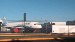 Archivo:Airbus A320 de Interjet