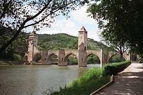 Cahors Pont Valentré.jpg