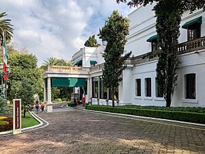 Archivo:Casa Lazaro Cardenas Los Pinos 2018 Mexico 2
