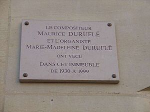 Archivo:Durufle nameplate