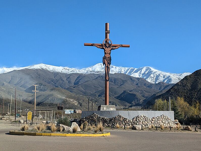 El Manzano Histórico, cruz