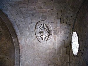 Archivo:Iglesia Parroquial de Santa María de la Nava, decoración de medallón en la bóveda