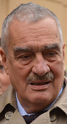 Karel Schwarzenberg Praha 2017.jpg