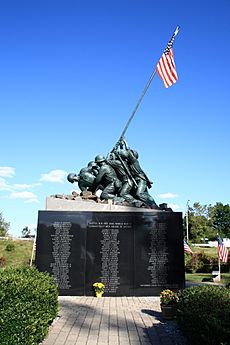 Archivo:National Iwo Jima Memorial, 2009-09-15