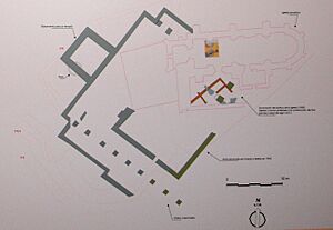 Archivo:Planta del foro romano de Julióbriga