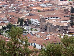 Archivo:Plaza San Francisco Cusco2
