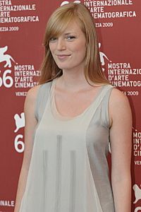 Archivo:Sarah Polley - 66th Venice International Film Festival, 2009 (2)