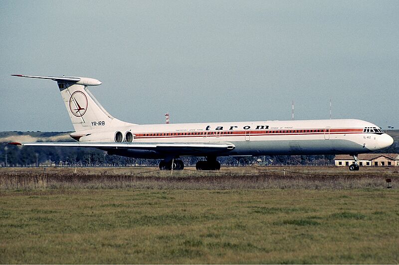 TAROM Ilyushin Il-62 Bidini