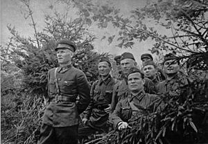 Archivo:Конев и писатели
