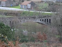 A Ponte Liñares, Güín, Bande, Ourense 02.JPG