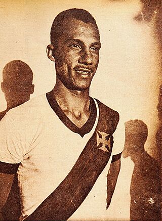 Ely do Amparo, Estadio, 1948-03-06 (251).jpg