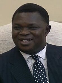 Joseph Saidu Momoh 1988 (cropped).jpeg