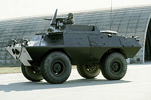 Archivo:MP Commando1