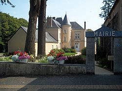 Mairie de Joué-en-charnie (72).JPG