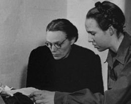 Archivo:Margaret and Gudrun Himmler