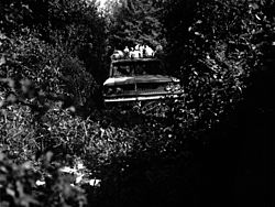 Archivo:Mississippi KKK Conspiracy Murders June 21 1964 CORE Ford Station Wagon Location On Logging Road