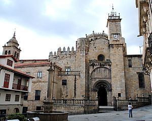 Archivo:Ourense, Catedral