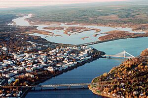 Archivo:Rovaniemi 06101999 rescanned