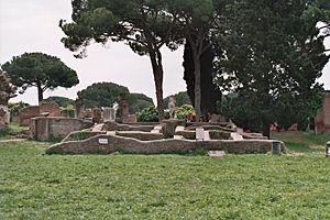 Archivo:Temple of Roma