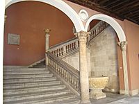 Archivo:Valladolid palacio Fabio Nelli escalera lou