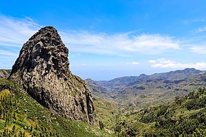 View from Mirador Del Morro De Agando observation deck to Roque de Agando and the Garajonay National Park on La Gomera, Spain (48293692201).jpg