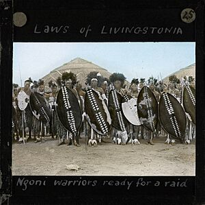 Archivo:"Ngoni Warriors Ready for a Raid", Malawi, (s.d.) (imp-cswc-GB-237-CSWC47-LS5-1-025)