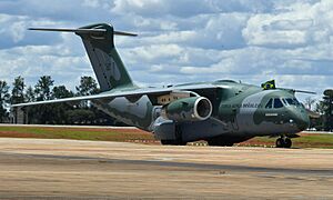 Archivo:10 03 2022 Operação Repatriação - Chegada dos Brasileiros e Estrangeiros provenientes da Ucrânia (51930847226)