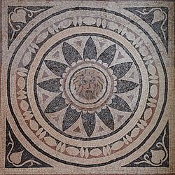 Archivo:4th century AD Mosaic with mask of Phobos (Fear) within a radiating petal design, from Halicanassus (Asia Minor), British Museum (14256569991)