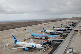 Aeropuerto de Tenerife Sur.jpg